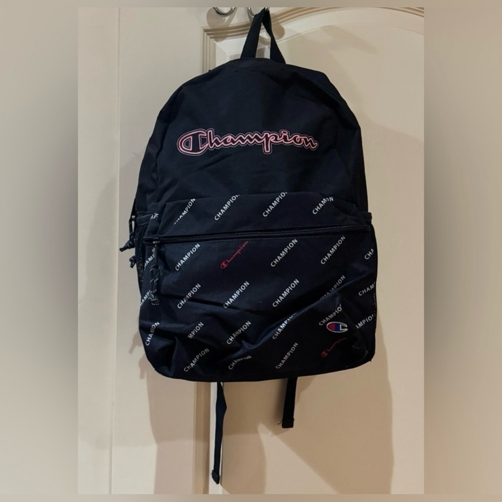 Champion Logo Ascend Backpack
Black & Red 15" Laptop Sleeve